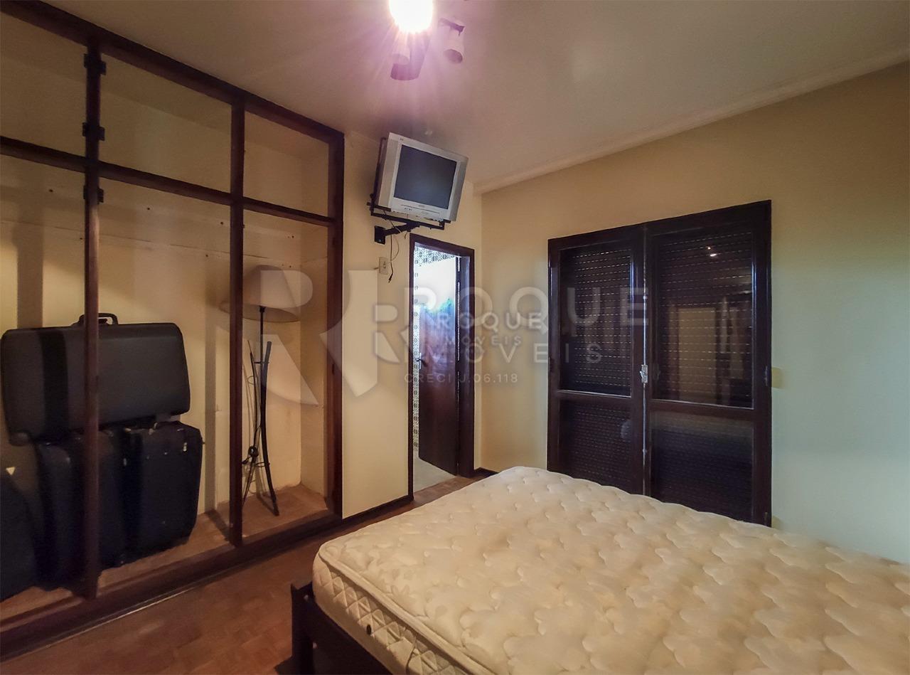 Casa Residencial à venda no bairro Vila Cristovam: 