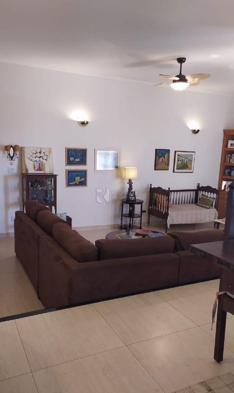 Casa Residencial à venda no bairro Vila Paraiso: 