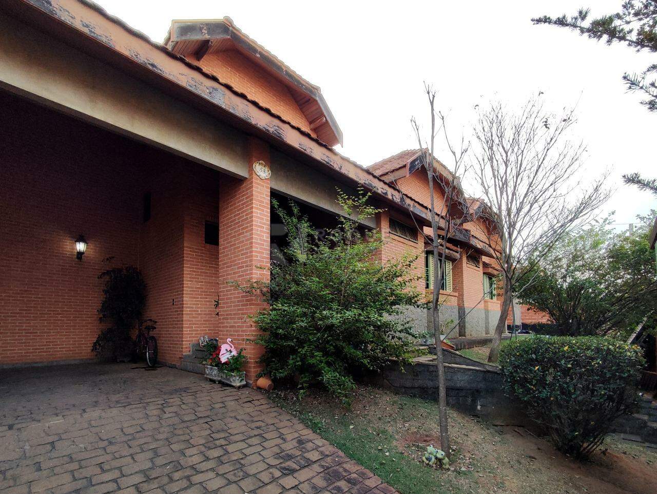 Casa em condomínio à venda no bairro Jardim Florença: FACHADA