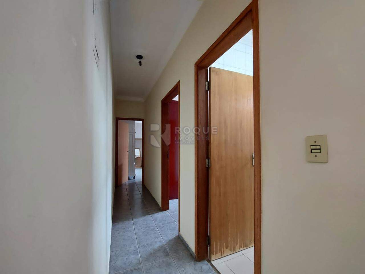 Casa Residencial à venda no bairro Jardim Adélia Cavicchia Grotta: