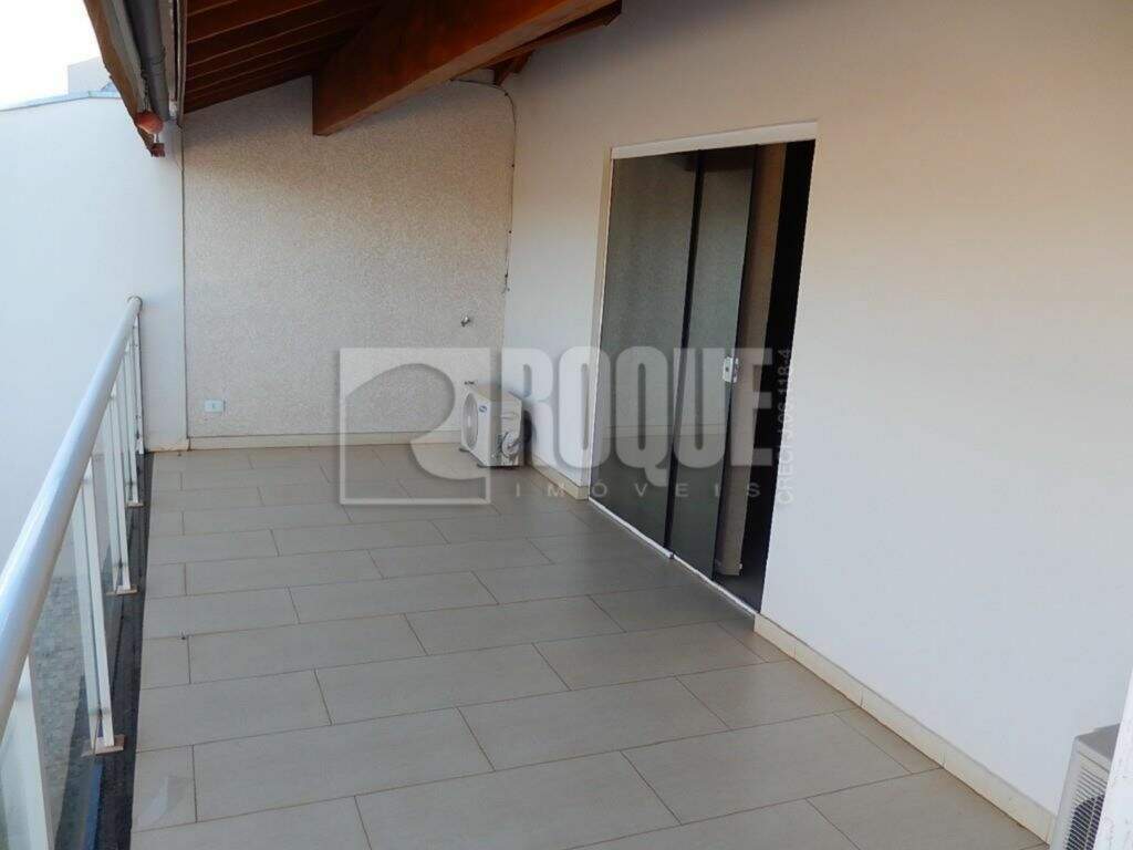 Casa em condomínio à venda no bairro Parque Residencial Roland: 