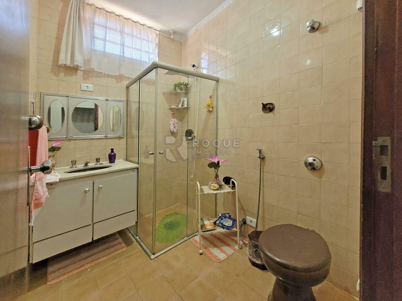 Casa Residencial à venda no bairro Centro: BANHEIRO SOCIAL