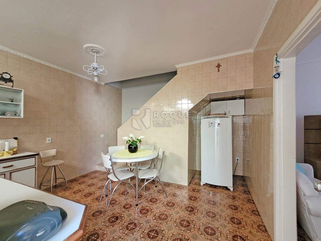 Casa Residencial à venda no bairro Centro: COZINHA