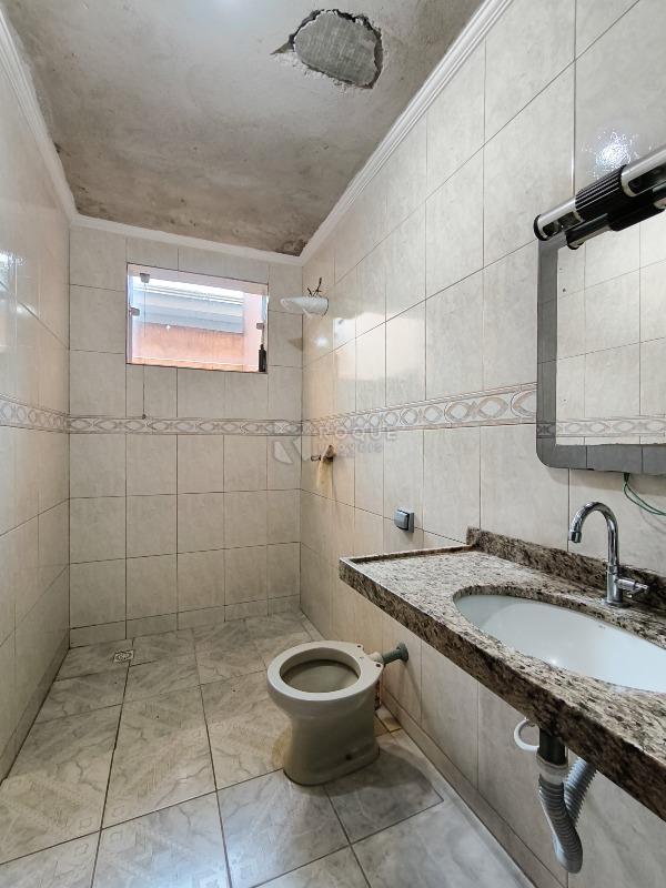 Casa Residencial à venda no bairro Jardim Ouro Branco: BANHEIRO SOCIAL