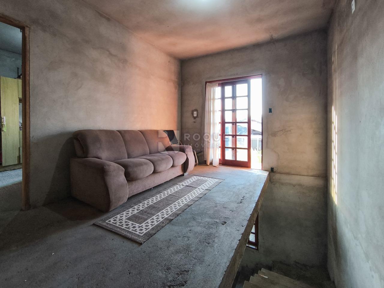 Casa Residencial à venda no bairro Jardim Ouro Branco: ÁREA DE CIRCULAÇÃO