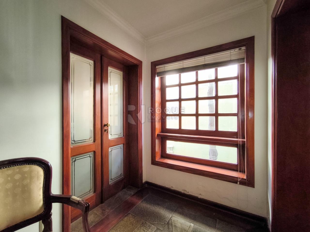 Casa em condomínio à venda no bairro Jardim Florença: ESCRITÓRIO