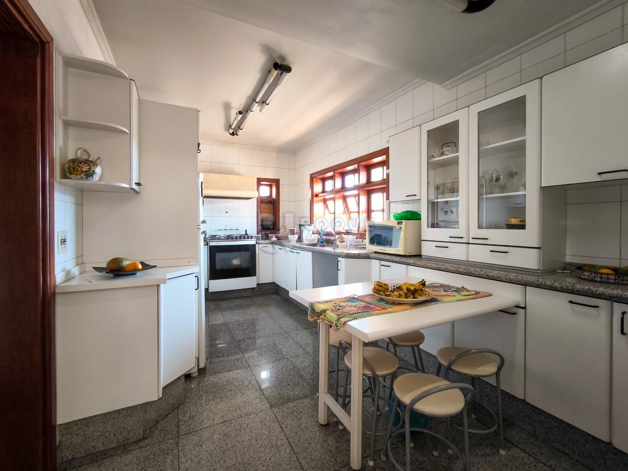 Casa em condomínio à venda no bairro Jardim Florença: COZINHA