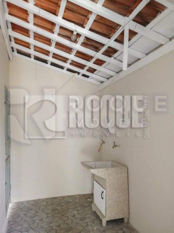 Casa Residencial à venda no bairro Vila Queiroz: