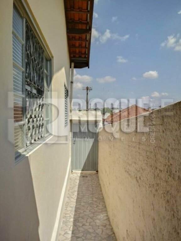 Casa Residencial à venda no bairro Vila Queiroz:
