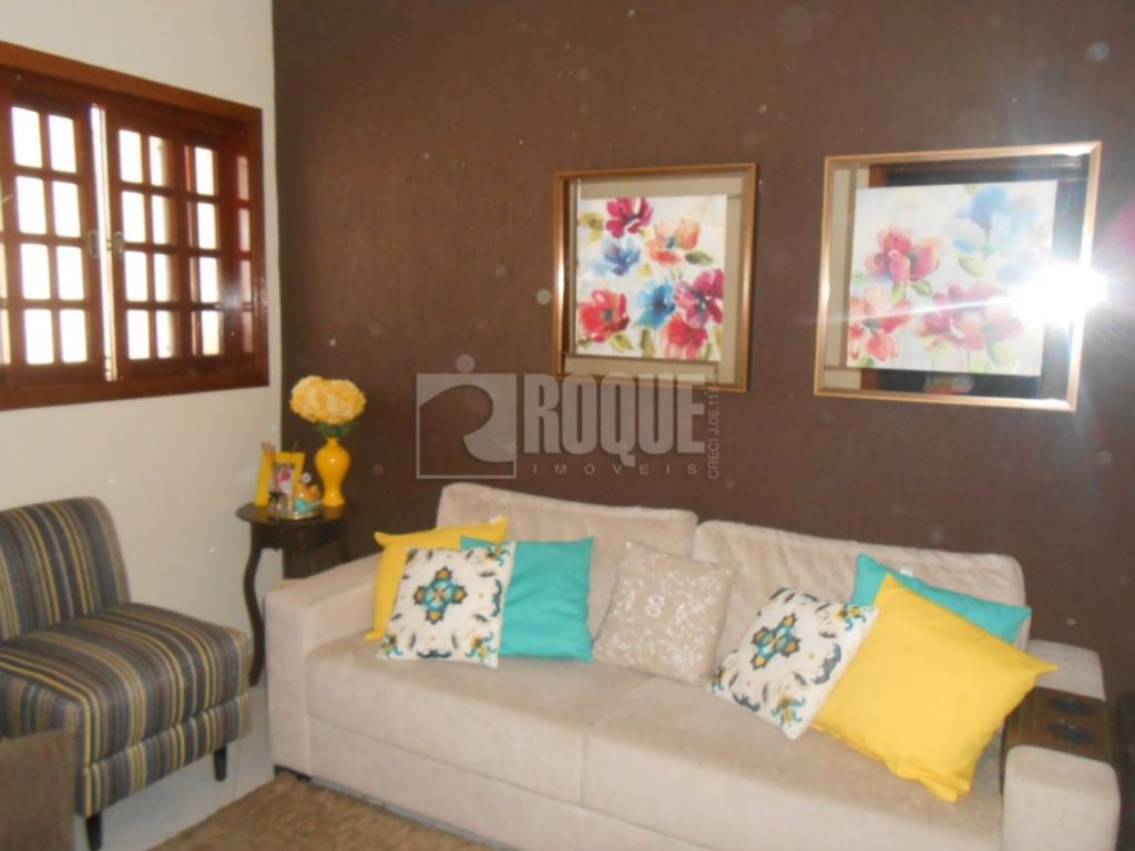 Casa Residencial à venda no bairro Jardim Ipanema: 