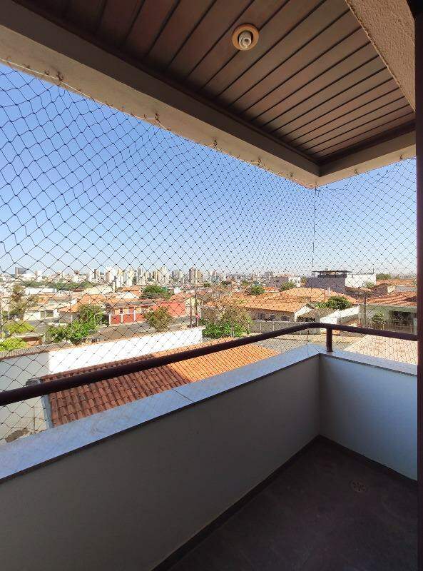 Apartamento para aluguel no bairro Vila Camargo: Sacada