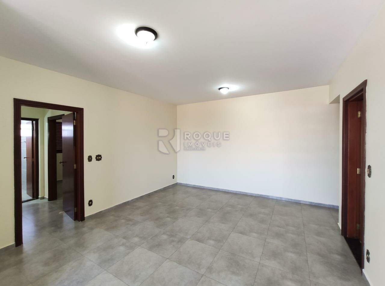Apartamento para aluguel no bairro Vila Camargo: Sala 