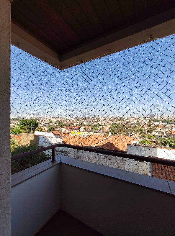 Apartamento para aluguel no bairro Vila Camargo: Sacada