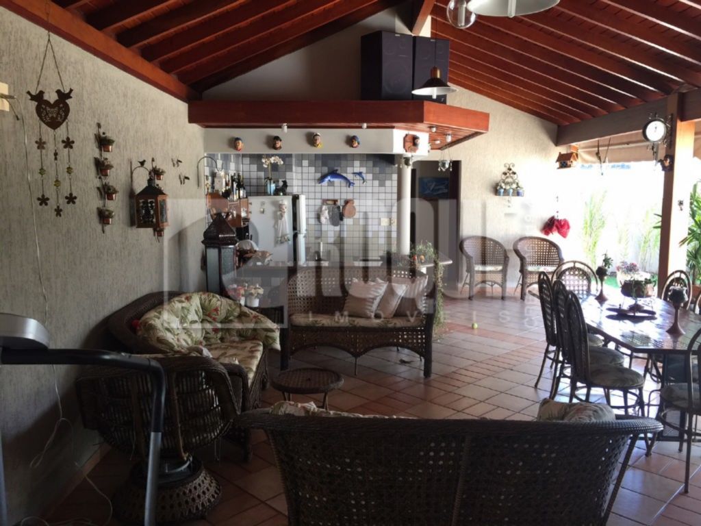 Casa em condomínio à venda no bairro Parque São Bento: 