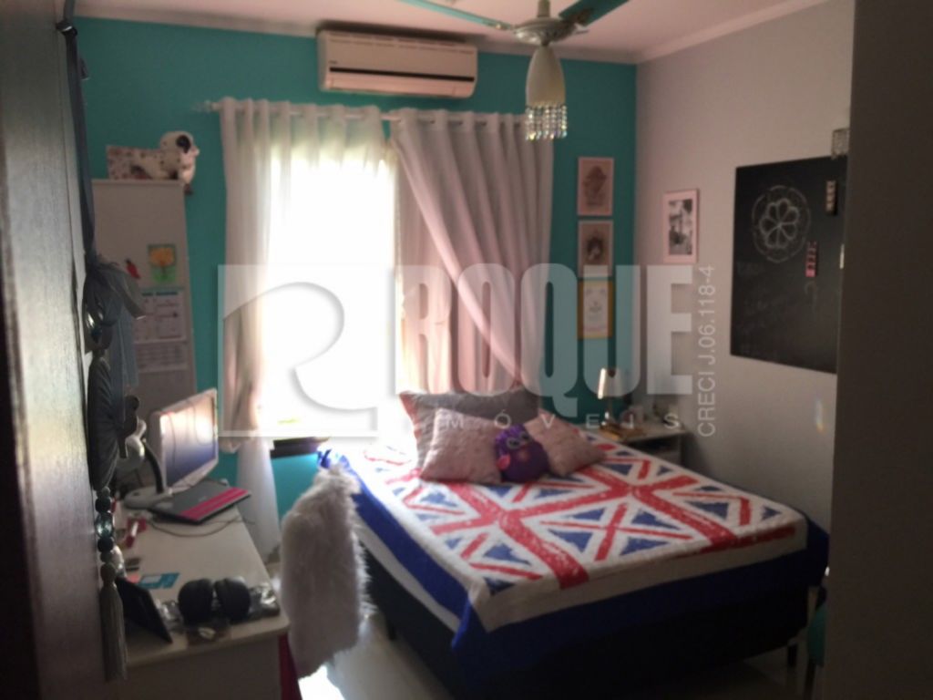 Casa em condomínio à venda no bairro Parque São Bento: 