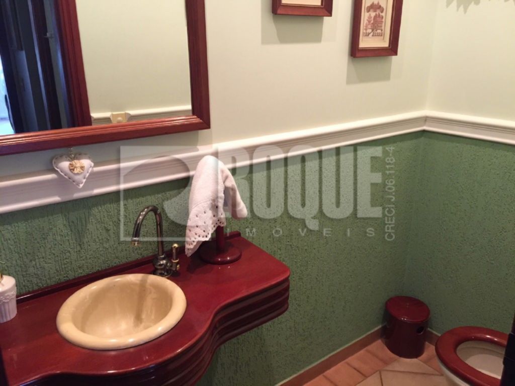 Casa em condomínio à venda no bairro Parque São Bento: 