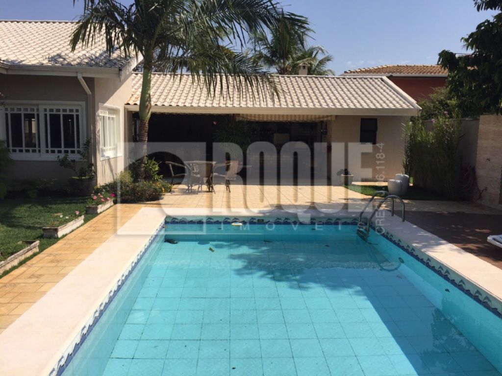 Casa em condomínio à venda no bairro Parque São Bento: 