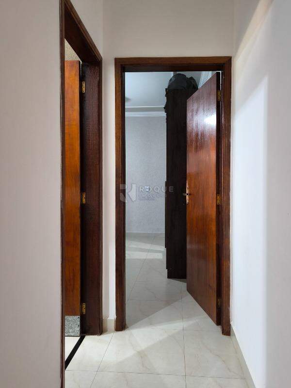 Casa Residencial à venda no bairro Jardim Adélia Cavicchia Grotta: ÁREA DE CIRCULAÇÃO