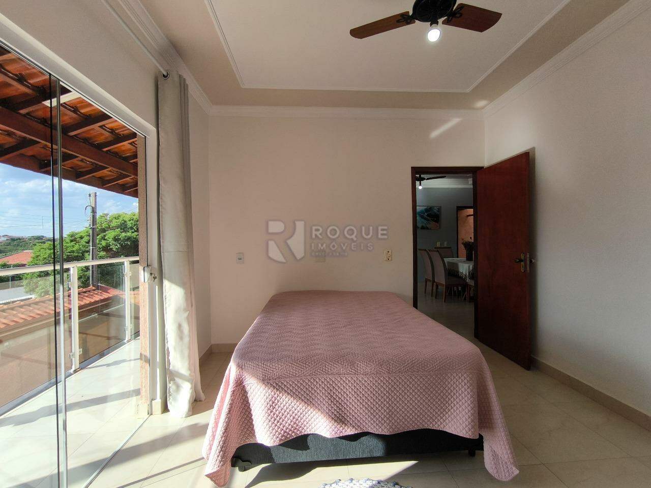 Casa Residencial à venda no bairro Jardim Adélia Cavicchia Grotta: DORMITÓRIO