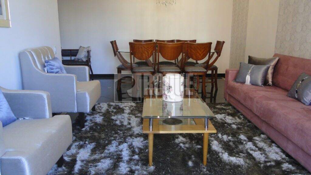 Apartamento à venda no bairro Centro: