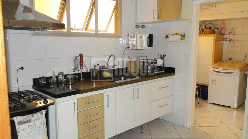 Apartamento à venda no bairro Centro: