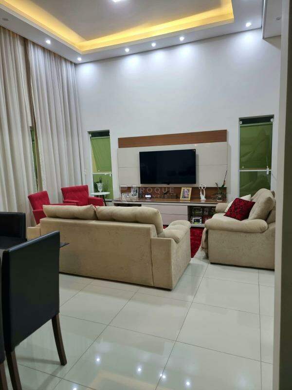 Casa em condomínio à venda no bairro Jardim Residencial Campo Novo: 