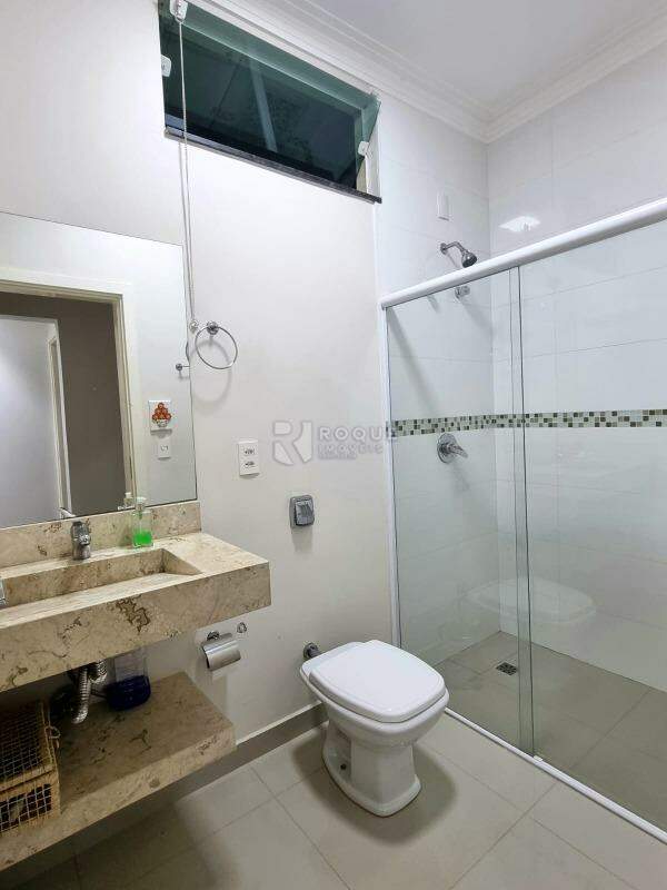 Casa em condomínio à venda no bairro Jardim Residencial Campo Novo:
