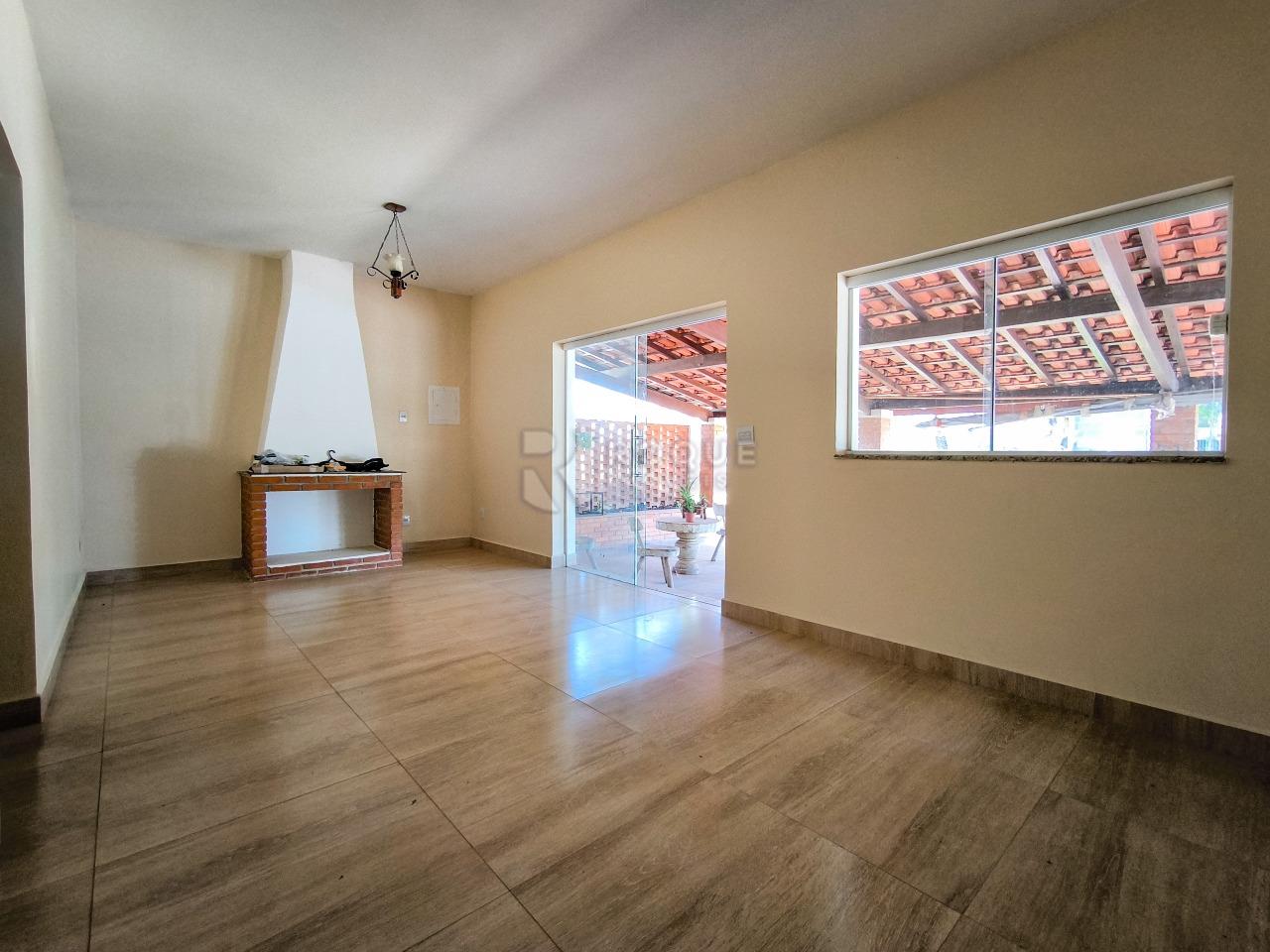 Chácara à venda no bairro Bairro dos Loiolas: SALA DE ESTAR