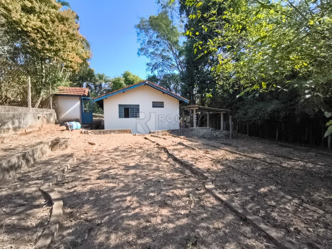 Chácara à venda no bairro Bairro dos Loiolas: CASA DO CASEIRO