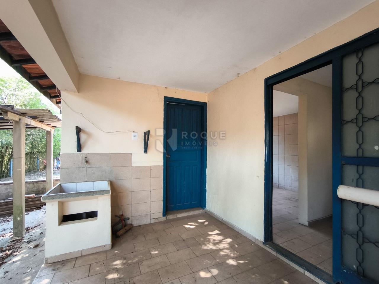 Chácara à venda no bairro Bairro dos Loiolas: ÁREA DE SERVIÇO CASA CASEIRO