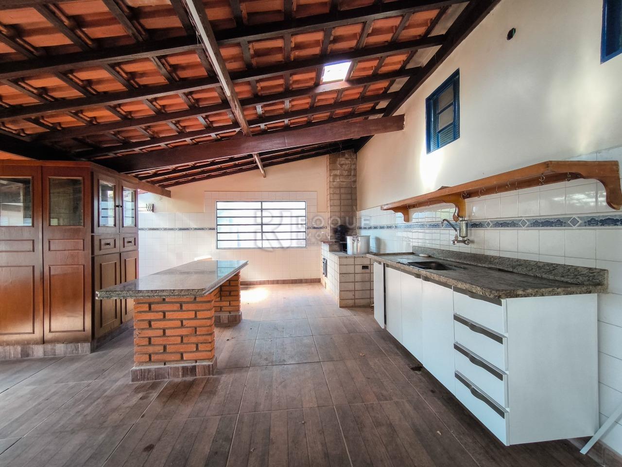 Chácara à venda no bairro Bairro dos Loiolas: COZINHA GOURMET