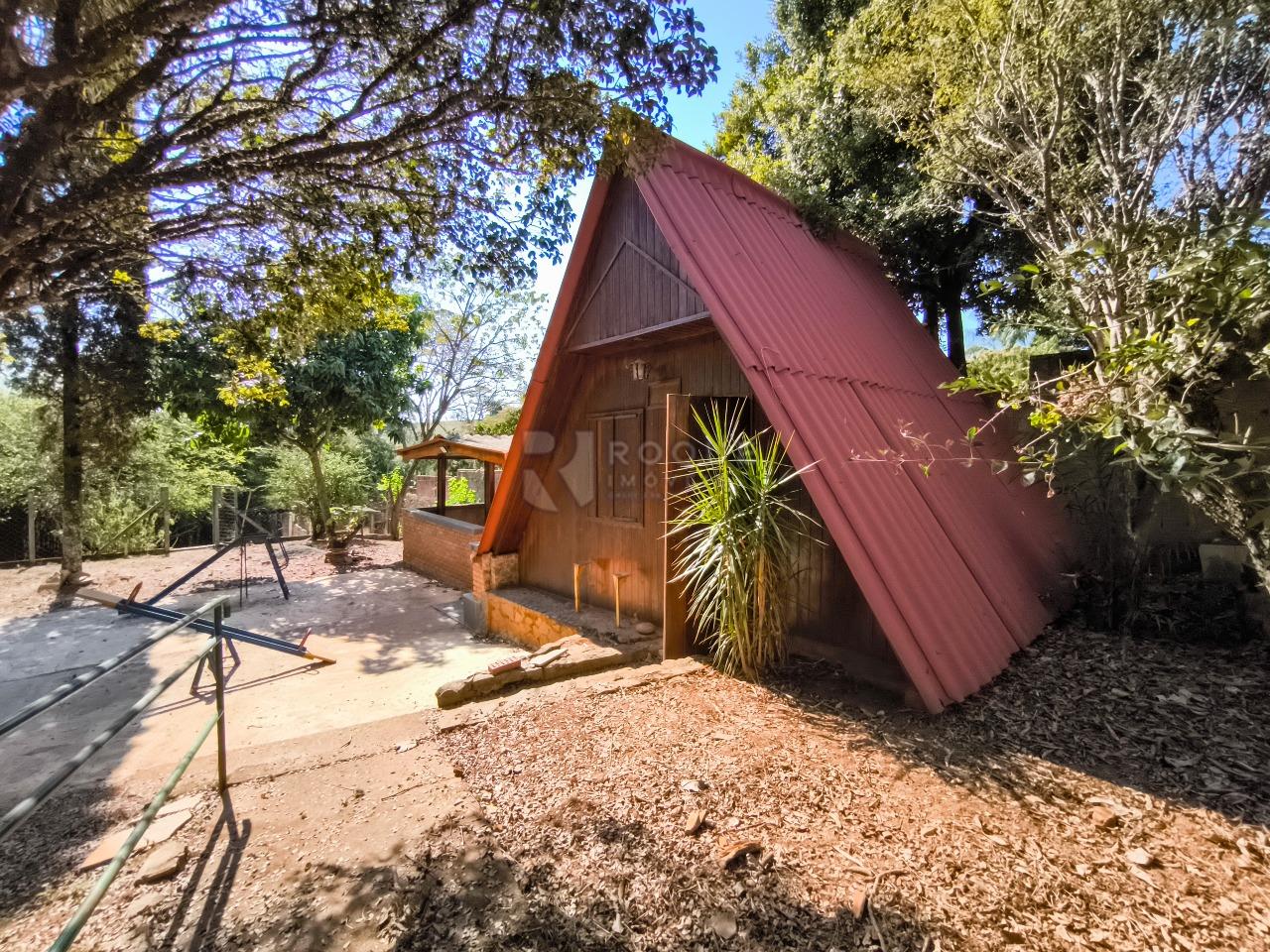 Chácara à venda no bairro Bairro dos Loiolas: CHALÉ