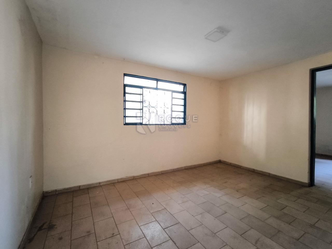 Chácara à venda no bairro Bairro dos Loiolas: SALA CASA CASEIRO