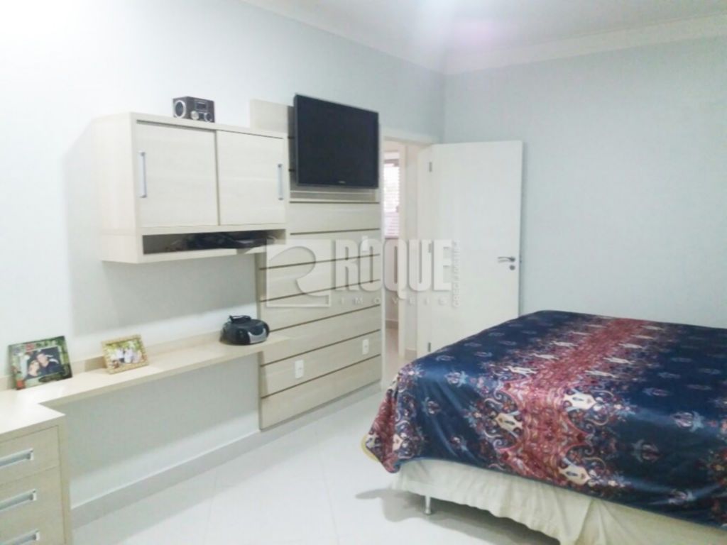 Casa em condomínio à venda no bairro Jardim Terras de Santa Elisa: 