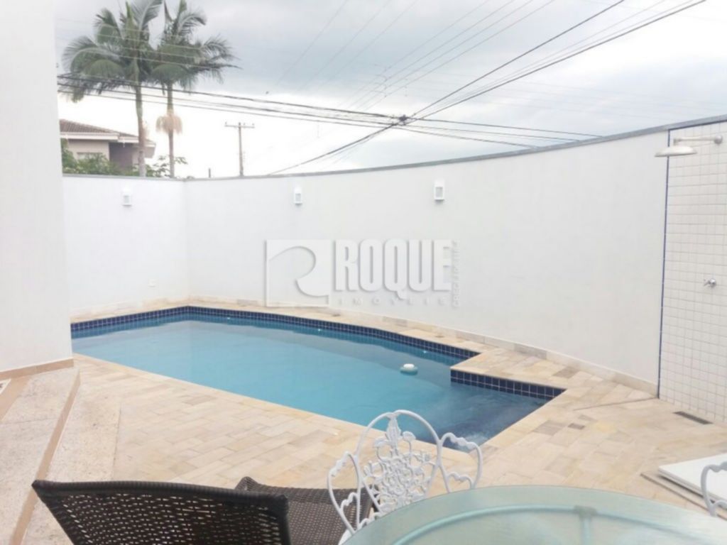 Casa em condomínio à venda no bairro Jardim Terras de Santa Elisa: 