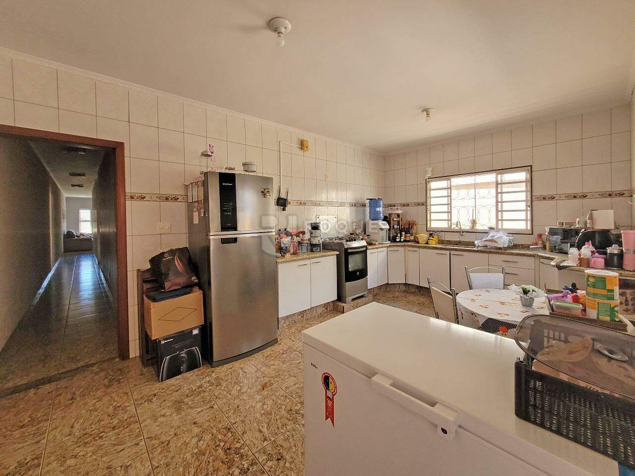 Casa Residencial à venda no bairro Jardim da Graminha: COZINHA