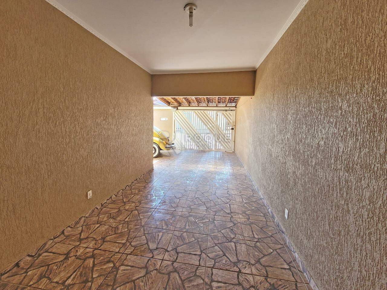 Casa Residencial à venda no bairro Jardim da Graminha: GARAGEM