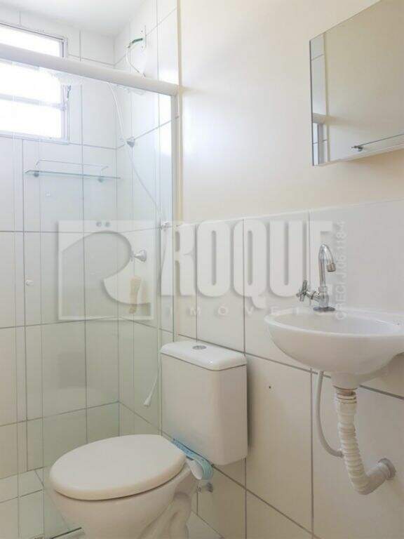 Apartamento à venda no bairro Jardim do Lago: