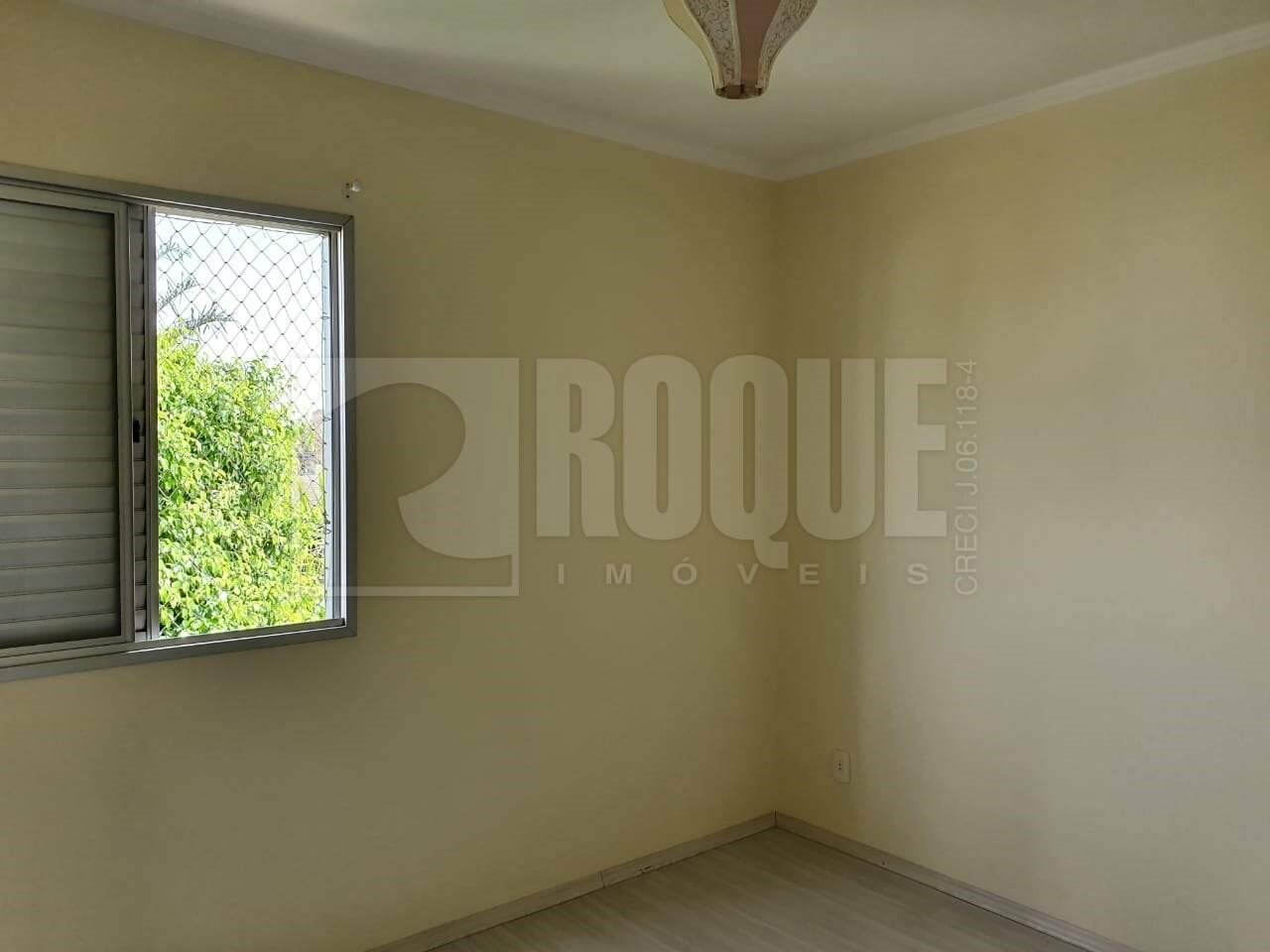 Apartamento à venda no bairro Jardim Rosa Marrafon Lucas: 