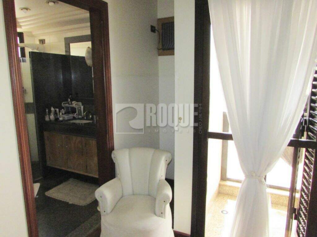 Apartamento à venda no bairro Centro: