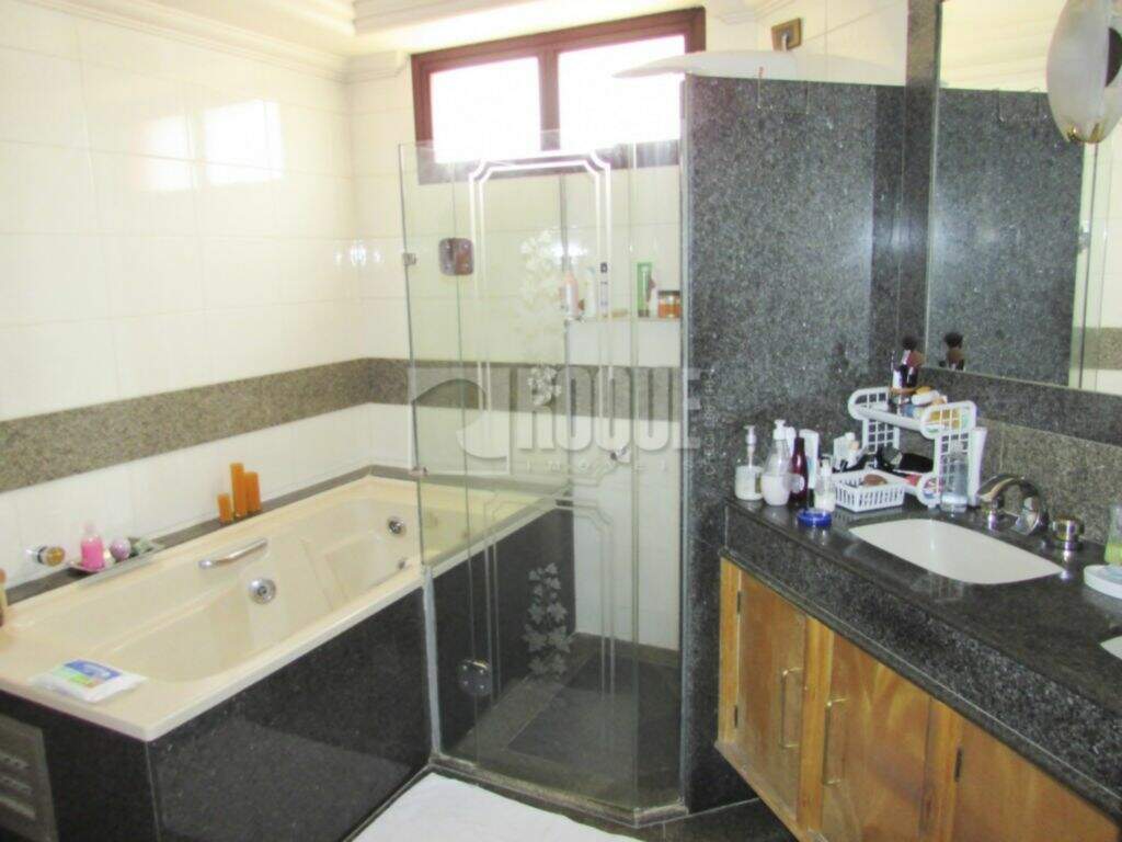 Apartamento à venda no bairro Centro: