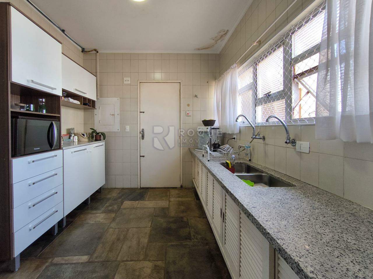 Apartamento à venda no bairro Centro: COZINHA