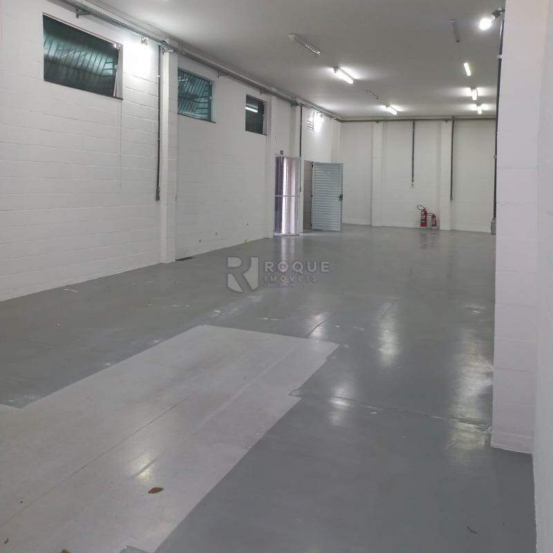 Barracão/Galpão para aluguel no bairro Jardim Porto Real IV: 