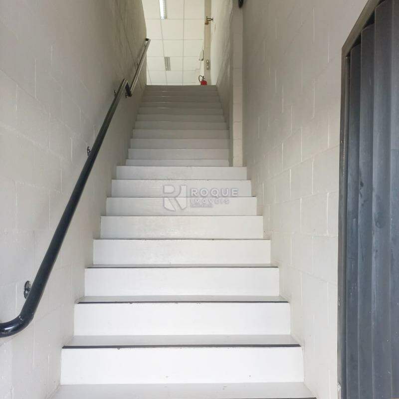 Barracão/Galpão para aluguel no bairro Jardim Porto Real IV: 