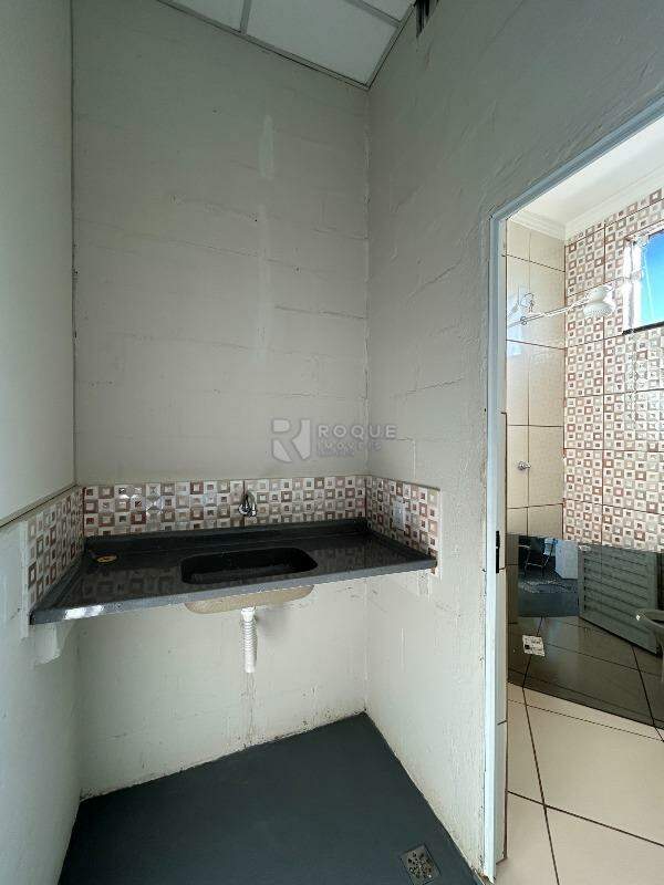 Barracão/Galpão para aluguel no bairro Jardim Porto Real IV: Lavabo sala 2 segundo andar 