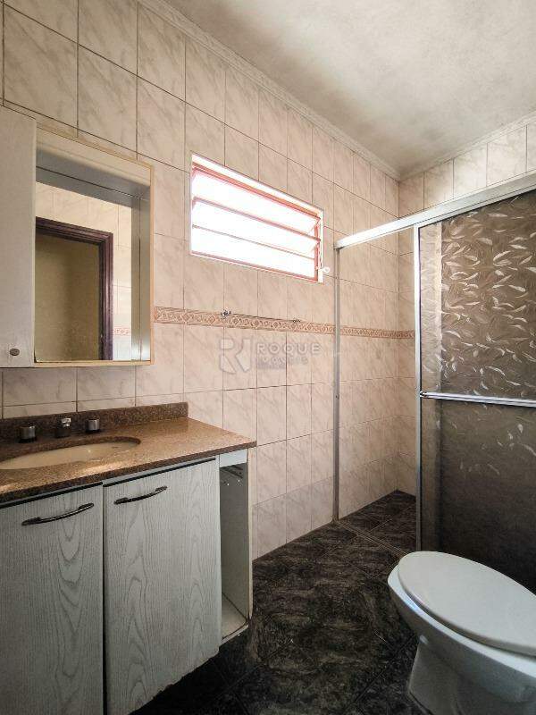 Casa Residencial à venda no bairro Jardim Caieira: BANHEIRO SOCIAL