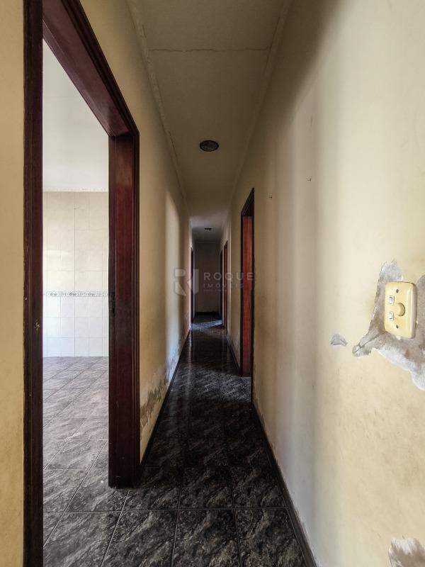 Casa Residencial à venda no bairro Jardim Caieira: CORREDOR INTERNO
