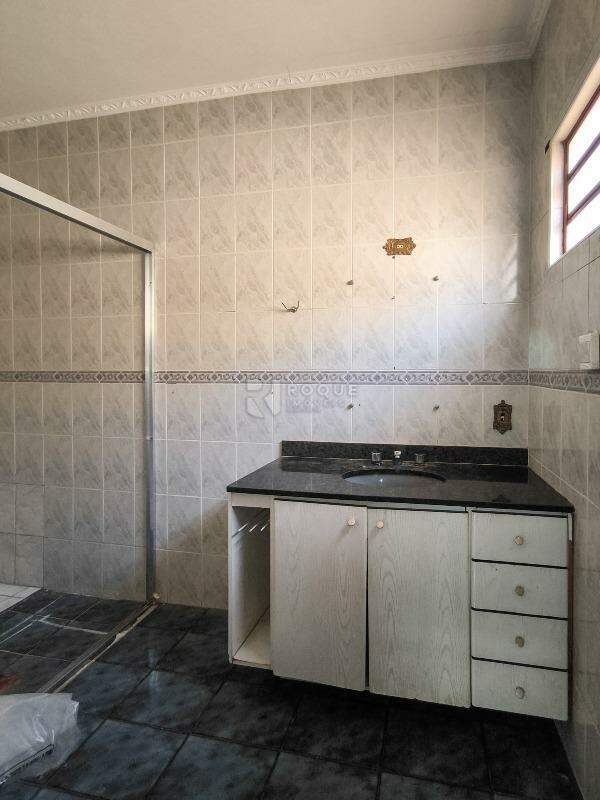 Casa Residencial à venda no bairro Jardim Caieira: WC SUÍTE
