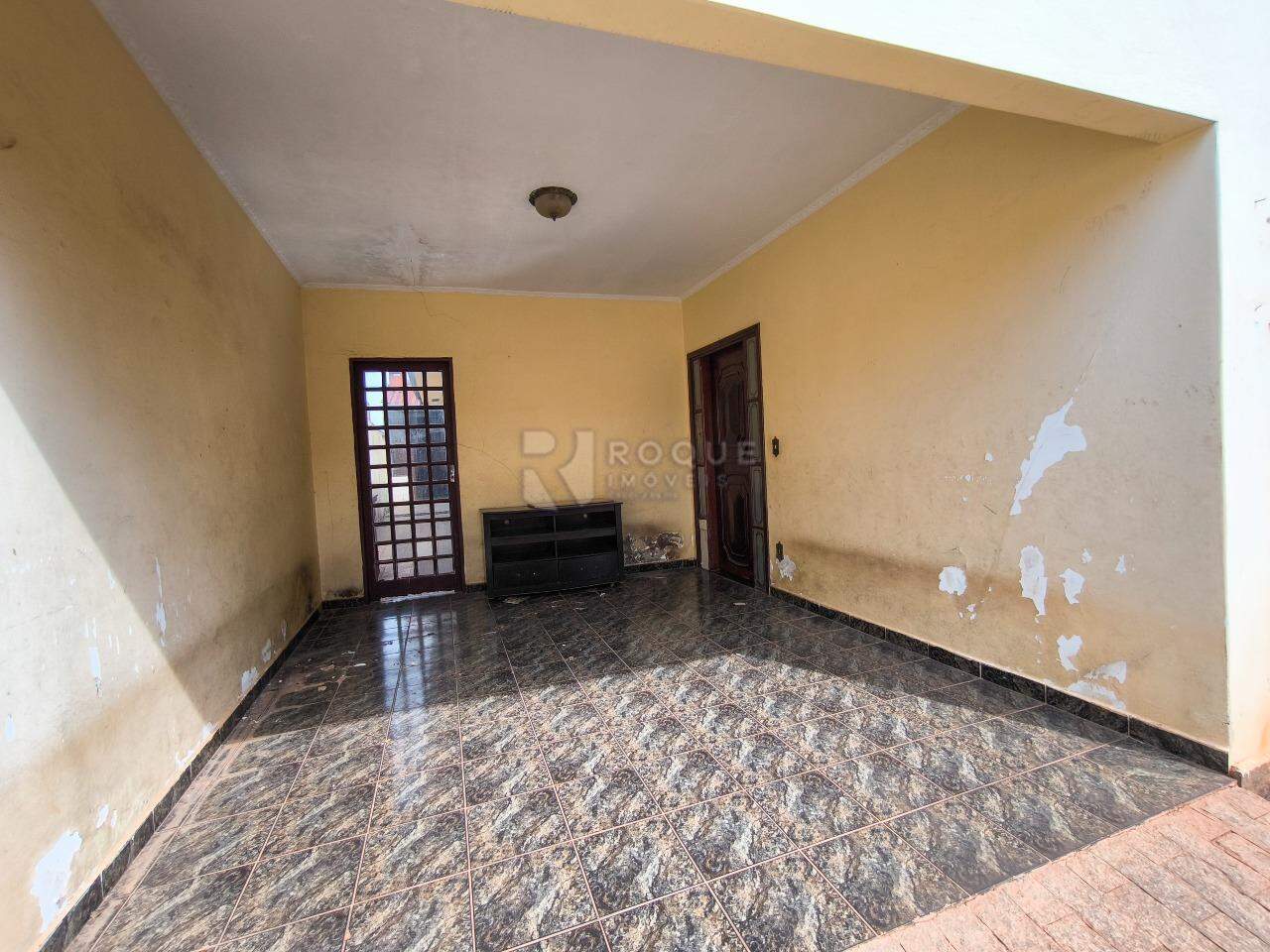 Casa Residencial à venda no bairro Jardim Caieira: GARAGEM