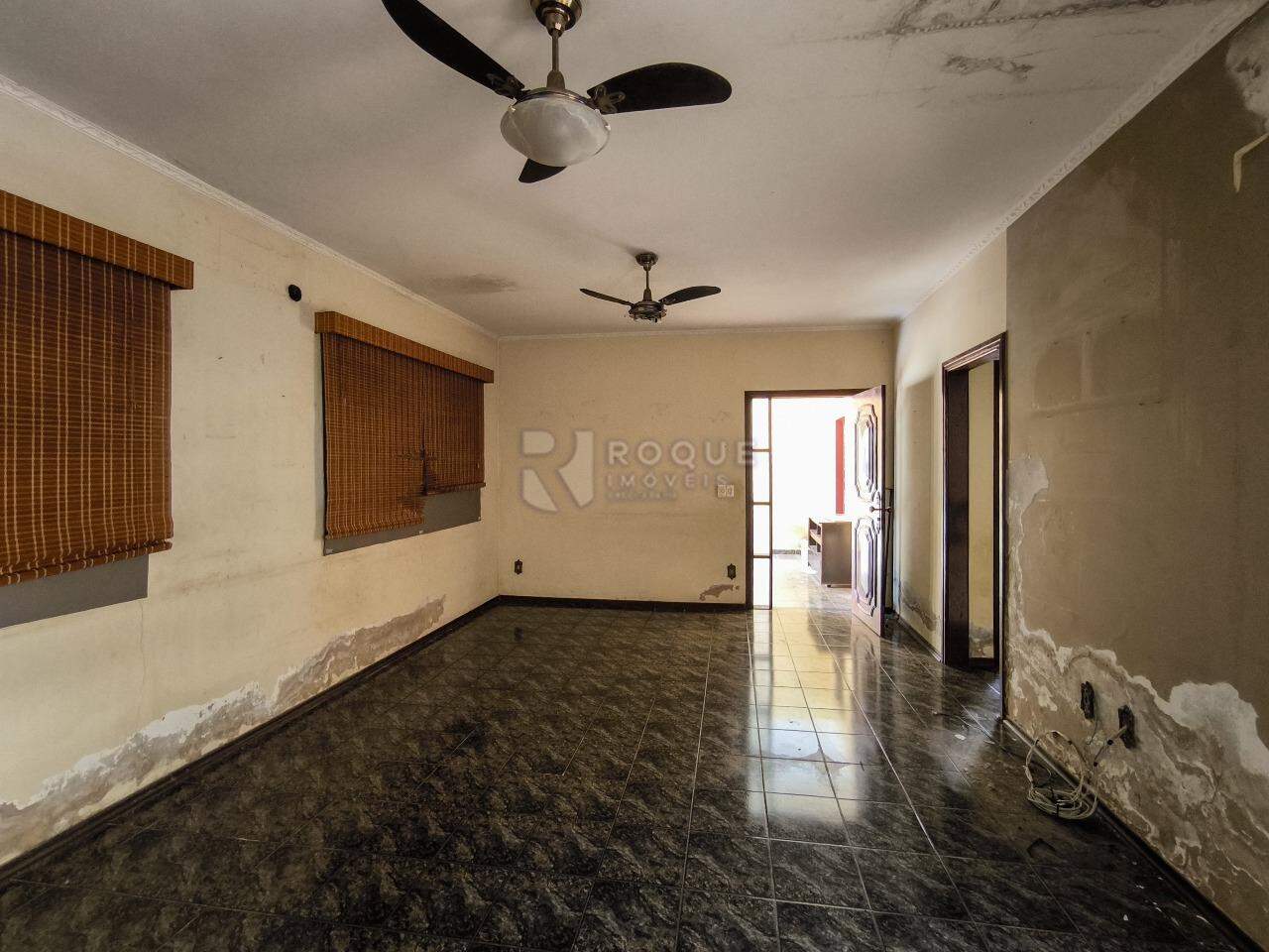 Casa Residencial à venda no bairro Jardim Caieira: SALA DE ESTAR
